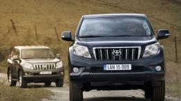 Toyota Land Cruiser VI MPV 3d