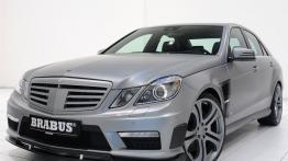 Mercedes Brabus B63S - widok z przodu
