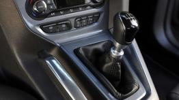 Ford Focus Hatchback 2010 - skrzynia biegów