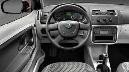 Skoda Fabia Kombi 2010 - kokpit