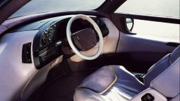 Mercedes F100 - pełny panel przedni