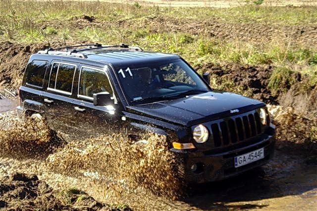 Jeep Patriot SUV 2.0 CRD DOHC 16v 140KM 103kW 2007-2010