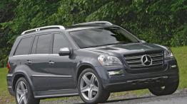 Mercedes Klasa GL 2010 - widok z przodu