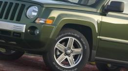 Jeep Patriot SUV 2.0 CRD DOHC 16v 140KM 103kW 2007-2010