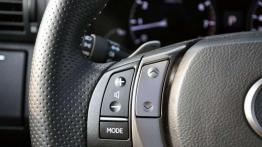 Jeden dzień z: Lexus RX350