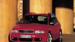 Audi RS4 2000 - widok z przodu