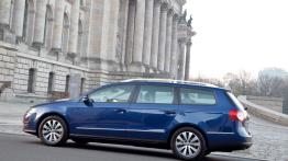 Volkswagen Passat B6 Variant 1.6 TDI-CR DPF BlueMotion 105KM 77kW 2010