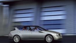 Mercedes F500 - prawy bok