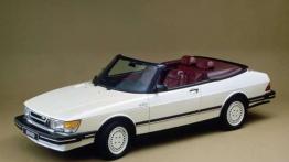 Kabriolet dopracowany do perfekcji - Saab 900