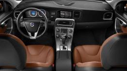 Limuzyna szukająca pieszych - Volvo S60