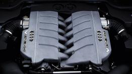 Audi A8 D2 Sedan 2.8 30V 193KM 142kW 1996-2000