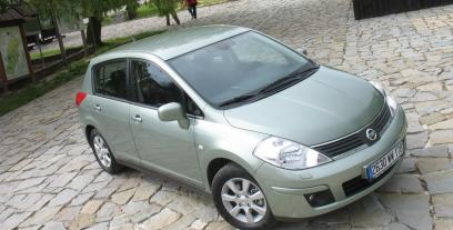 Nissan Tiida Hatchback Facelifting 1.6 110KM 81kW od 2010