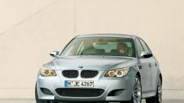 BMW M5 E60 - widok z przodu