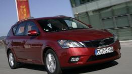 Kia Ceed Kombi 2010 - widok z przodu
