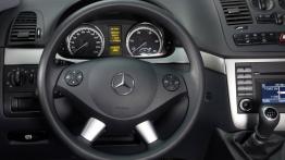 Mercedes Viano 2010 - kierownica
