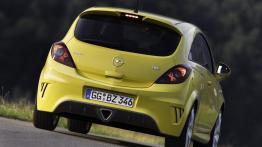 Opel Corsa OPC 2010 - widok z tyłu