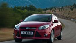 Ford Focus Hatchback 2010 - widok z przodu