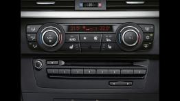 BMW Seria 3 Coupe 2010 - panel sterowania wentylacją i nawiewem