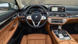 BMW seria 7 (2020) - pe?ny panel przedni