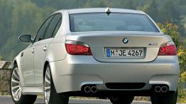 BMW M5 E60 - widok z tyłu