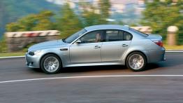 BMW M5 E60 - lewy bok