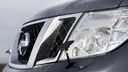 Nissan Pathfinder 2010 - widok z przodu