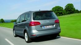 Volkswagen Sharan II (2010) - widok z tyłu