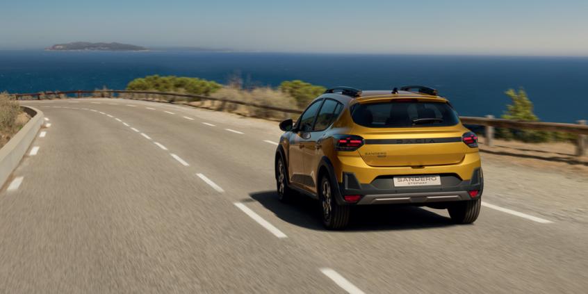 Dacia zrobiła tanią hybrydę. Sandero 155 KM kosztuje 84 600 zł