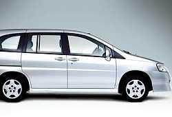 Nissan Prairie III 2.0 i 16V 147KM 108kW 2002-2005