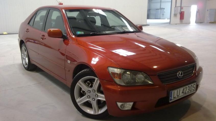Lexus IS I Sedan 2.0 155KM 114kW 1999-2005