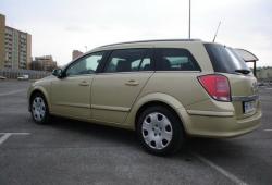 Opel Astra H Kombi 1.8 ECOTEC 125KM 92kW 2004-2007 - Oceń swoje auto