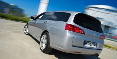 Honda Accord VII Kombi 2.0 i-VTEC 16V 155KM 114kW 2003-2008