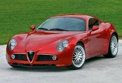 Alfa Romeo 8C Competizione 4.7 V8 450KM 331kW od 2008