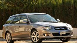 Subaru Legacy Kombi 2008 - widok z przodu