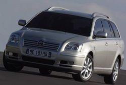 Toyota Avensis II Kombi 2.4 i 16V D-4 163KM 120kW 2003-2009