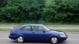 Saab 900