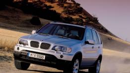 BMW X5 2000 - widok z przodu