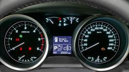 Toyota Land Cruiser 200 - deska rozdzielcza