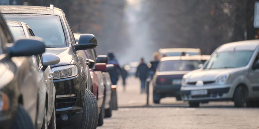 Policja rusza z kontrolami przy cmentarzach. Kierowcy muszą uważać na mandat 1500 zł