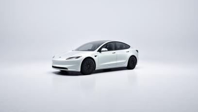 Nowe wersje samochodów Tesla. Model 3 i Model Y w wersji Standard poniżej 100 000 zł