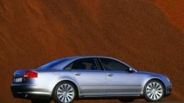 Audi A8 2002 - prawy bok