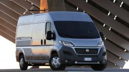 Fiat Ducato III Facelifting Furgon (2014) - widok z przodu
