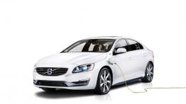 Volvo S60L Petrol Plug-in Hybrid Concept (2014) - widok z przodu