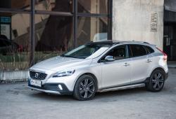 Volvo V40 II Cross Country D2 115KM 85kW 2012-2015 - Oceń swoje auto