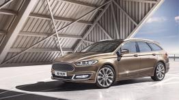 Ford Vignale Mondeo Kombi (2015) - widok z przodu