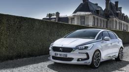 DS 5 Facelifting (2015) - widok z przodu