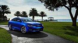 Chrysler 200S (2015) - widok z przodu