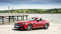 Mercedes-AMG SLC 43 (2016) - widok z przodu
