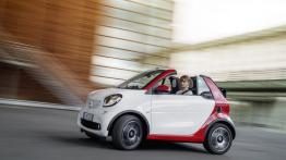 Smart Fortwo Cabrio (2016) - lewy bok