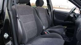 Oczy szeroko zamknięte - Toyota Corolla VIII (E11) (1997-2001)